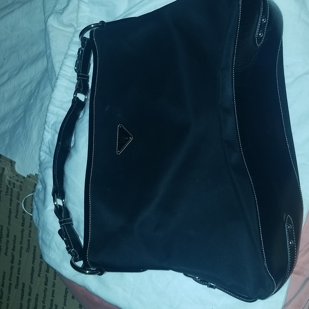 Prada handbag - Picture 2 of 7